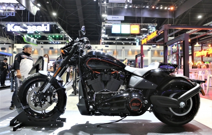 ฮาร์ลีย์-เดวิดสัน เปิดตัว Harley-Davidson FXDR 114 และ Iron 1200 ที่งาน Motor Expo 2018