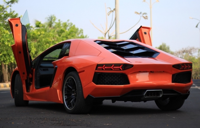 Lamborghini Aventador ที่มีพื้นฐานมาจาก Honda Accord