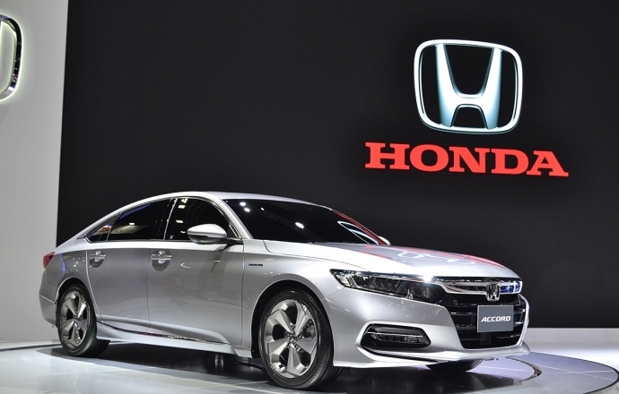 ลือสนั่น!! All New Honda Accord ซาลูนใหญ่รุ่นใหม่หมด คาดเผยไทย 20 มีนาคม