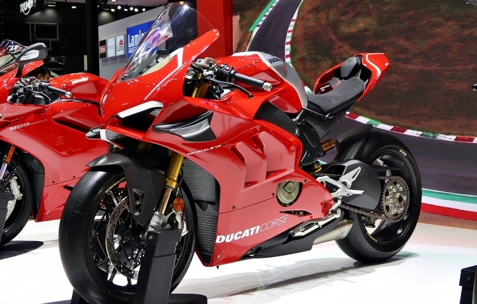 Ducati เปิดตัวบิ๊กไบค์ใหม่ Panigale V4 R ค่าตัว 2.99 ล้านบาท พร้อม 2 รุ่นใหม่ ในงาน Motor Show 2019