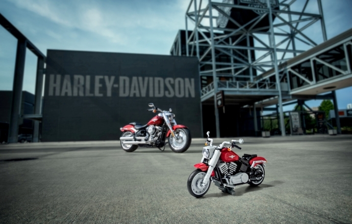 เคลียตู้โชว์ให้ว่าง Harley-Davidson จับมือเลโก้เปิดตัว LEGO CREATOR EXPERT คอลเลกชั่นใหม่ “HARLEY-DAVIDSON FAT BOY