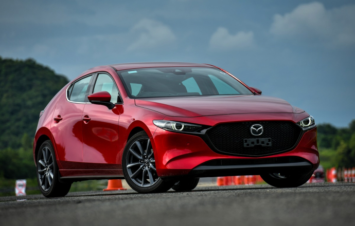 เจาะรถเด่น !! All New Mazda 3 เก๋งใหม่หมดพลัง Zoom-Zoom เผยไทย 18 กันยายนนี้
