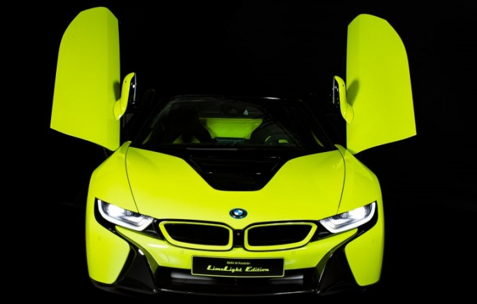 ยลโฉมรถใหม่ BMW i8 Roadster LimeLight Edition รุ่นพิเศษ สีสันสุดจี๊ด