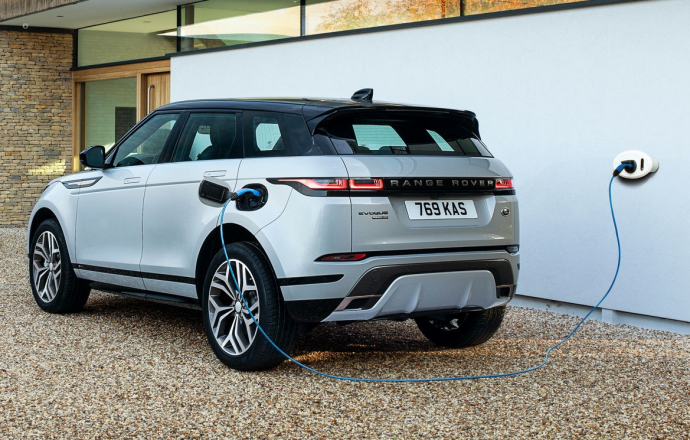 อเนกประสงค์ Range Rover Evoque และ Land Rover Discovery Sport เผยติดตั้งขุมกำลัง Plug-in Hybrid ใหม่