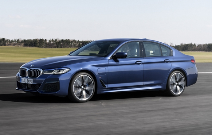 เจาะรถเด่น!! 2021 The New BMW 5 series LCI หรูใหม่….เก๋งสปอร์ตจากเยอรมัน จ่อเข้าไทย เร็วๆนี้