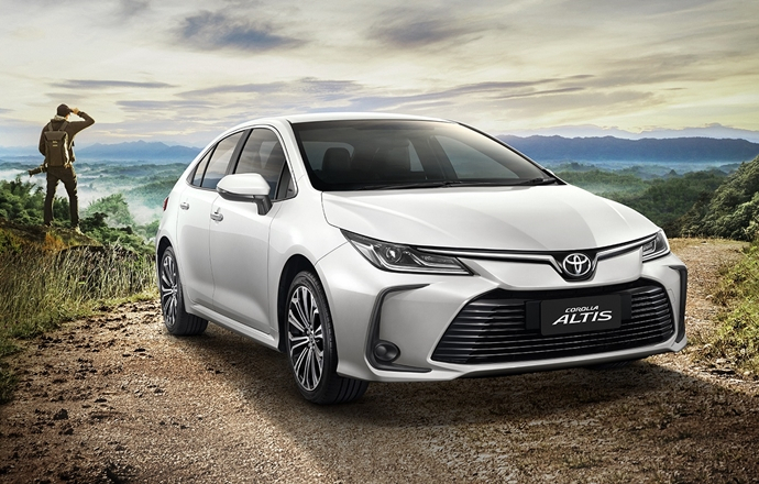 2021 New Toyota Corolla Altis เพิ่มรุ่น 1.8 Sport ทางเลือกใหม่ของความสปอร์ต เริ่ม 964,000 บาท