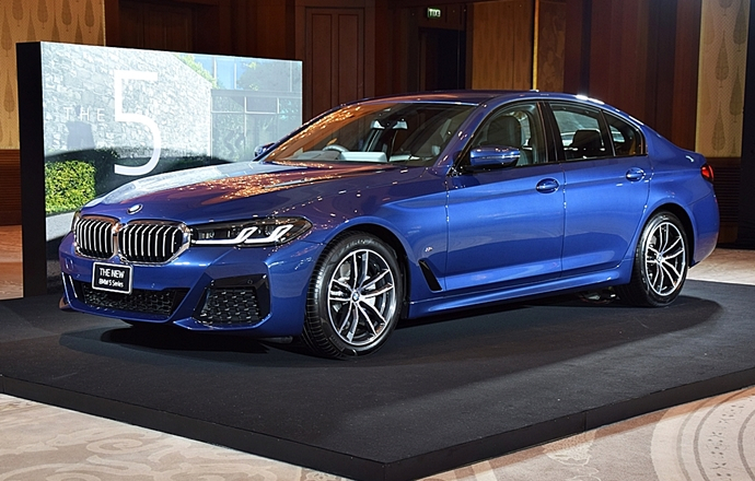 2021 The New BMW 5 Series เก๋งพรีเมี่ยมพลิกโฉมใหม่ หรูด้วยดีไซน์ เด่นด้วยความล้ำสมัย เริ่ม 2.999 ล้านบาท