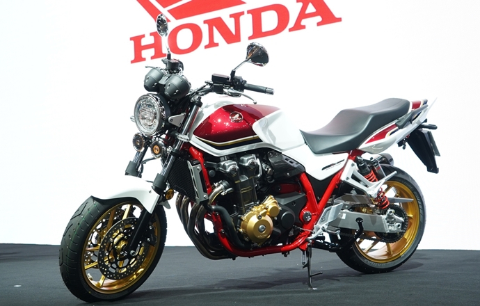 2021 New Honda CB1300 รถซูเปอร์โฟร์ที่สุดของตำนาน บนทุกเส้นทาง เริ่ม 575,000 บาท