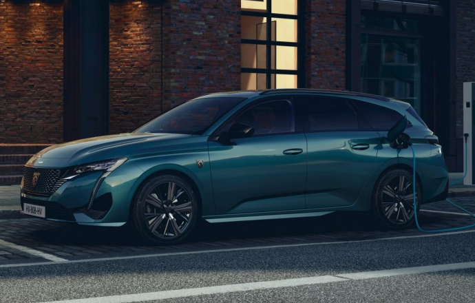 รถใหม่ Peugeot จะมีสัดส่วนเป็นรถไฟฟ้า 70% ในปี 2021 นี้