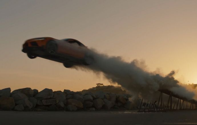 ชมคลิปวีดีโอ...Toyota GR Supra บินไกล 100 ฟุต แล้วร่อนลงลังกระดาษอย่างปลอดภัยในสหรัฐฯ