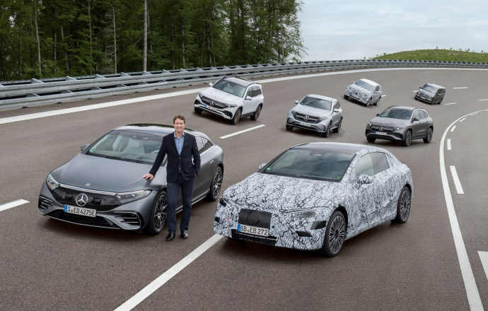Mercedes-Benz ประกาศแผนยุคใหม่ พร้อมก้าวสู่การเป็นผู้ผลิตรถไฟฟ้าเต็มตัวแล้ว