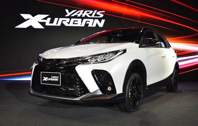 ยลโฉมจริง!! 2021 Toyota Yaris X-Urban เก๋งท้ายตัดยกสูงแต่งพิเศษ โดดเด่นล้ำหน้าตรงใจคนเมืองเริ่ม 658,600 บาท