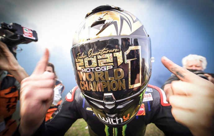 Bagnaia พลาดล้มก่อนจบ 5 รอบ ปล่อย Marquez เก็บแชมป์สนาม, Quartararo คว้าแชมป์โลก ศึก MotoGP 2021 ที่อิตาลี