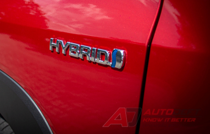 อ้าวเฮ้ย...Toyota บอกจะเอาแบตเตอรี่ Solid-State มาใส่ในรถ Hybrid ก่อนเป็นรุ่นแรกในปี 2025