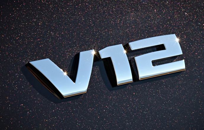 สูญพันธุ์...บีเอ็มดับเบิ้ลยูเตรียมยกเลิกเครื่องยนต์ V12 จะใส่ใน BMW M760i xDrive รุ่นพิเศษเป็นคันสุดท้ายมิถุนายนนี้