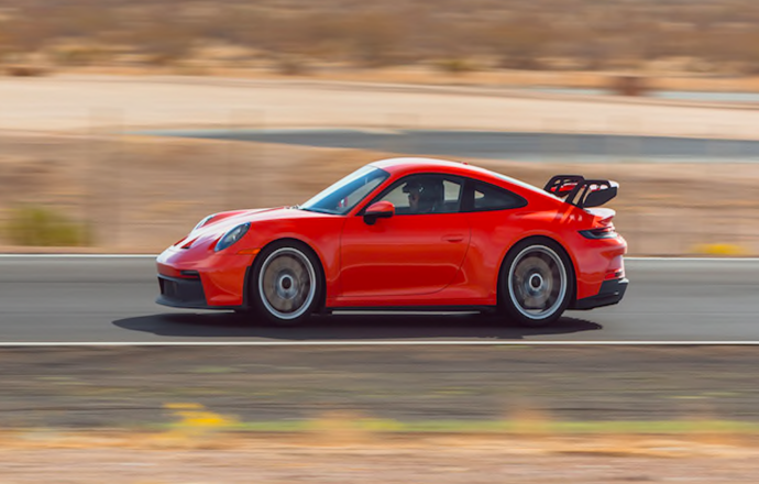 Porsche เปิดตัวรถไฟฟ้ารุ่น 718 Cayman and Boxster EVs และรถรุ่น 911 Hybrid