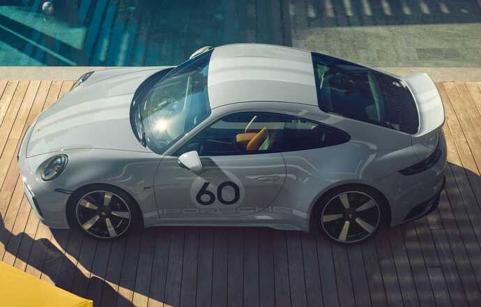 เปิดตัว Porsche 911 Sport Classic ปี 2023 ด้วยขุมพลัง 543 แรงม้า ระบบขับเคลื่อนล้อหลัง และเกียร์ธรรมดา