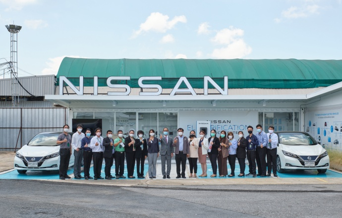 กรุงเทพมหานคร และ JICA เข้าเยี่ยมชมศูนย์การเรียนรู้ด้านยานยนต์ไฟฟ้า Nissan