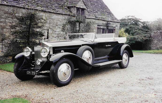 Rolls-Royce ฉลองครบรอบ 118 ปีของสุดยอดยนตรกรรมของแบรนด์