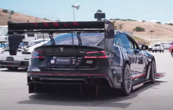 ตัวแข่ง Tesla Model S Plaid โดย Unplugged Performance เตรียมหวดความเร็วแล้ว