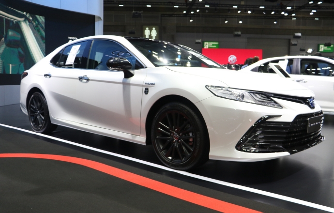 Toyota ยกกองทัพรุ่นพิเศษครบรอบ 60 ปีและ GR Sport ครบทุกรุ่น ลุยงาน FAST Auto Show 2022