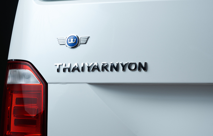 THAIYARNYON จับมือ “Victor Braun” ดีไซเนอร์ชื่อดัง ผู้ออกแบบ Rolls-Royce – Hermès ร่วมดีไซน์ภายในรถรุ่นลิมิเต็ดรีลีส “Volkswagen THAIYARNYON Caravelle – Mother of Pearl Edition” 