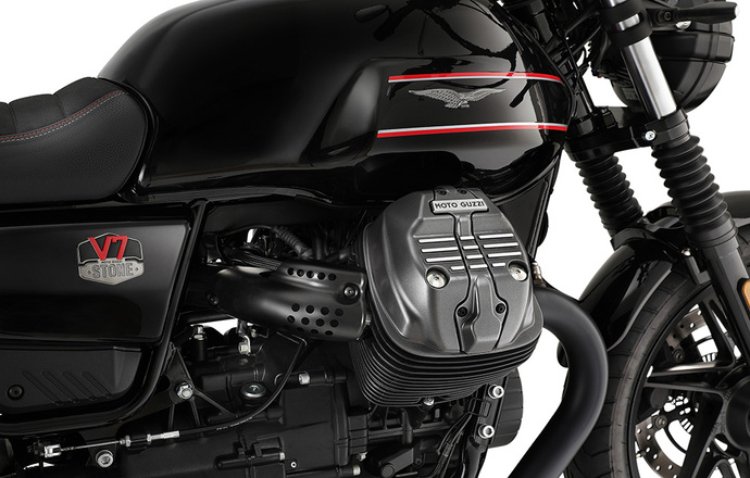ความเคลื่อนไหวล่าสุดของรถมอเตอร์ไซค์ Moto Guzzi V7 Stone รุ่น Special Edition “BLACK ON BLACK” ส่งตรงจากค่ายผู้ผลิต