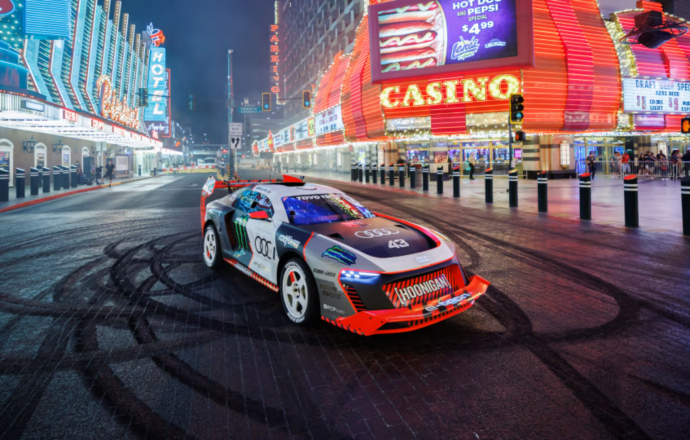 Ken Block กลับมาแล้ว จับเอารถไฟฟ้า Audi S1 Hoonitron ดริฟต์ลุยทั่วเมือง Las Vegas ยามค่ำคืน
