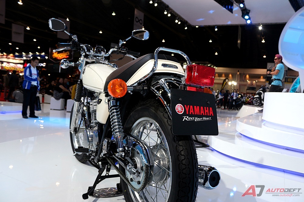 Yamaha SR 400 