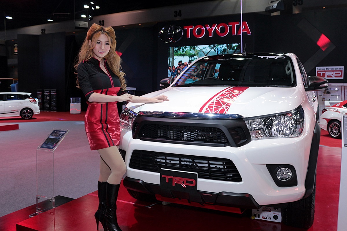 Toyota Hilux Revo  Sport  Off Road Concept