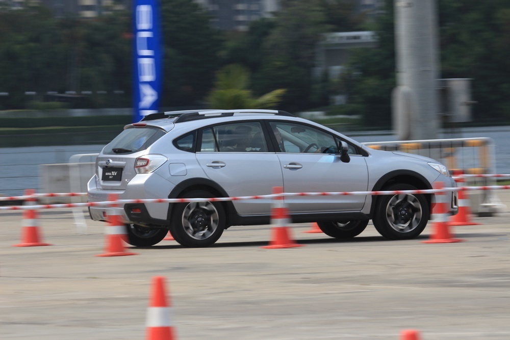 ทดสอบรถยนต์อเนกประสงค์  2016 Subaru XV  