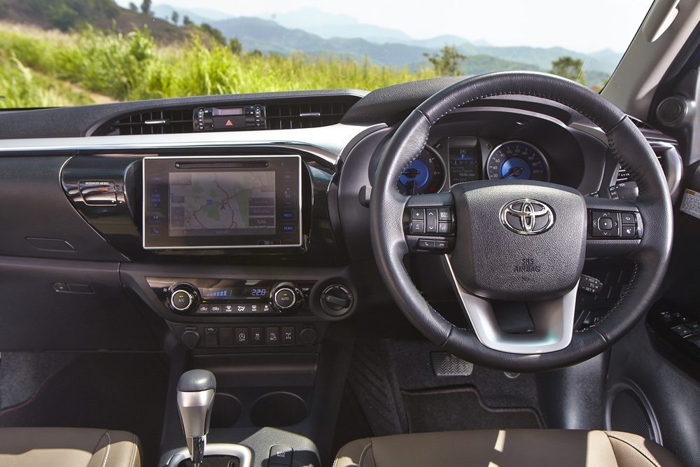 ทดสอบรถยนต์ Toyota Hilux Revo  Double cab  4X4 M/T  2.8 G  