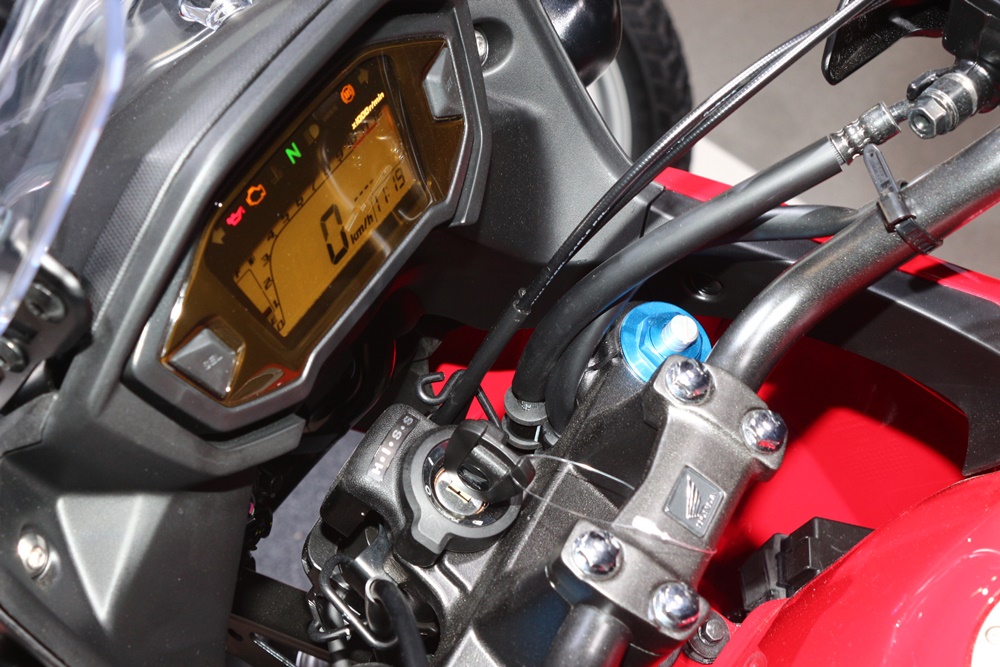 Honda CB500 X  จากงาน Tokyo Motor Show 2015