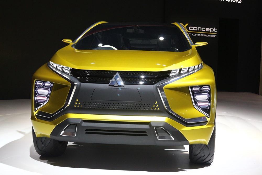 Mitsubishi eX concept 