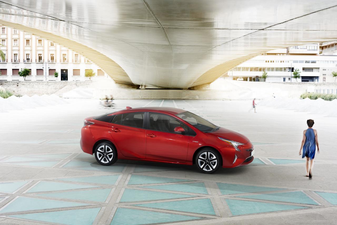 เผยรายละเอียด  Toyota Prius  ใหม่ ยืนยันประหยัดขึ้น  18%  