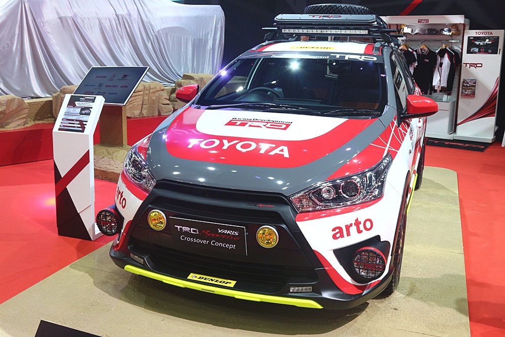 Toyota Yaris TRD Sportivo  Crossover concept 