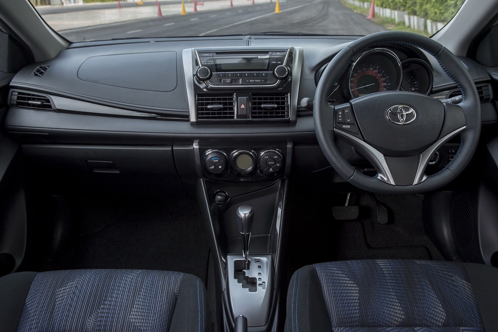 ทดสอบรถยนต์   Toyota Vios 2016 - Bonn Autodeft 