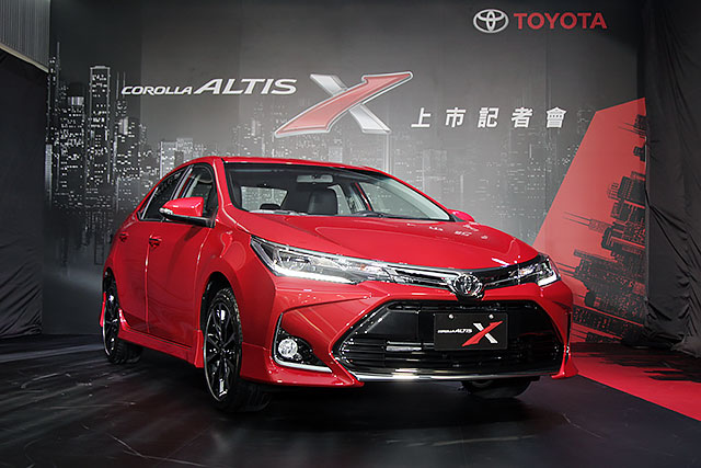  Toyota Corolla Altis X
