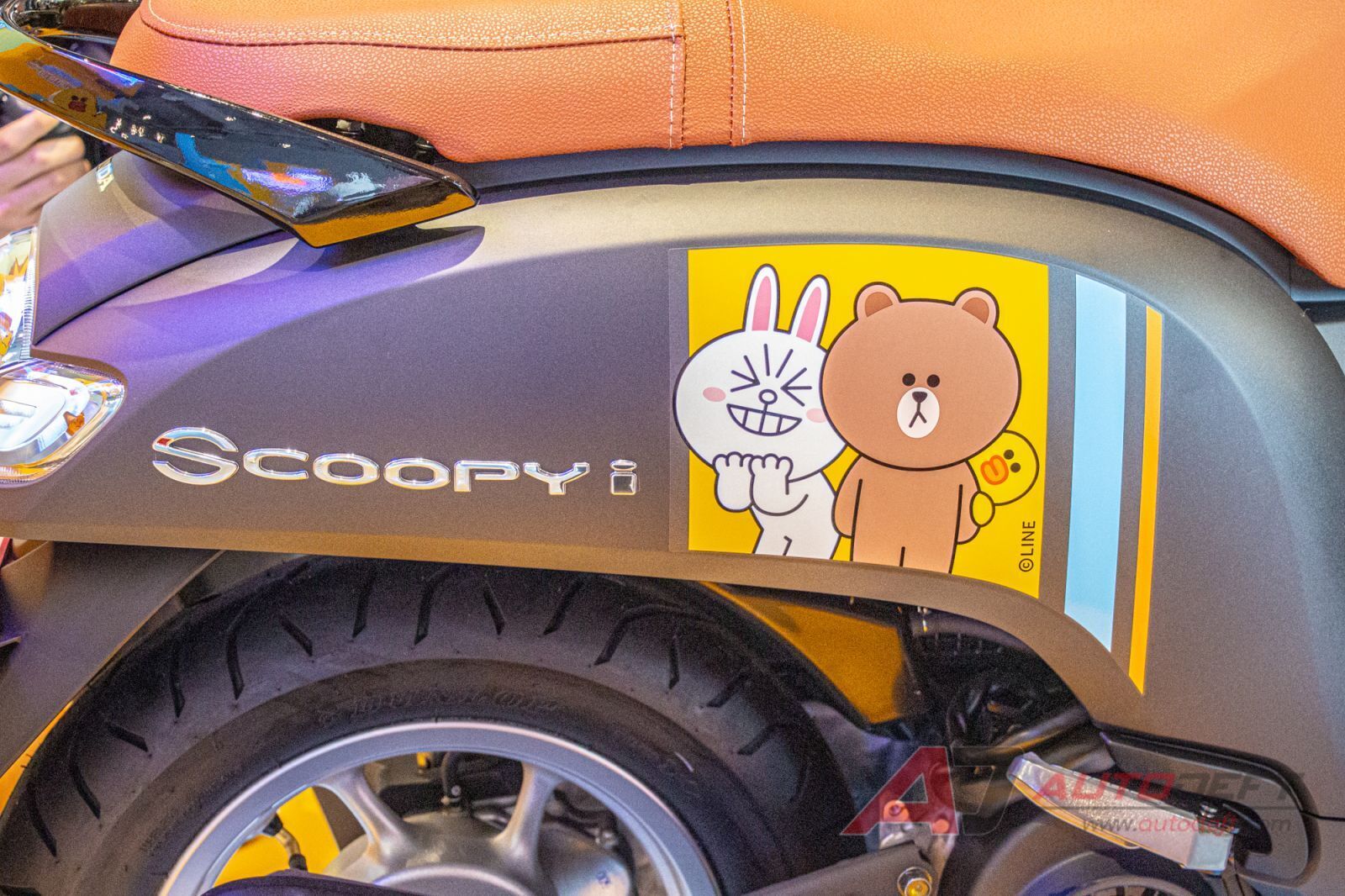 Honda Scoopy i LINE FRIENDS Special Edition