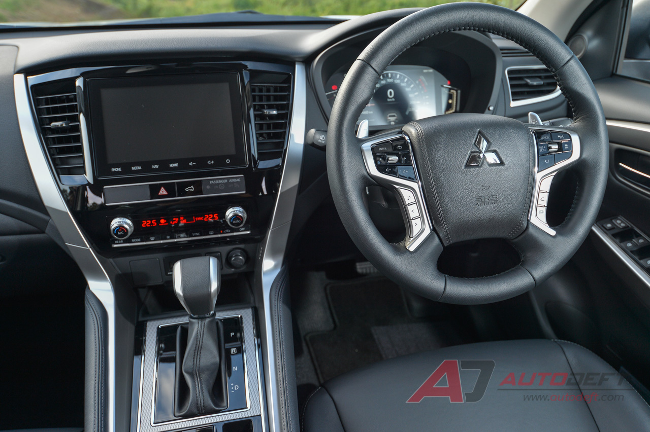 Mitsubishi Pajero Sport GT-Premium 4WD