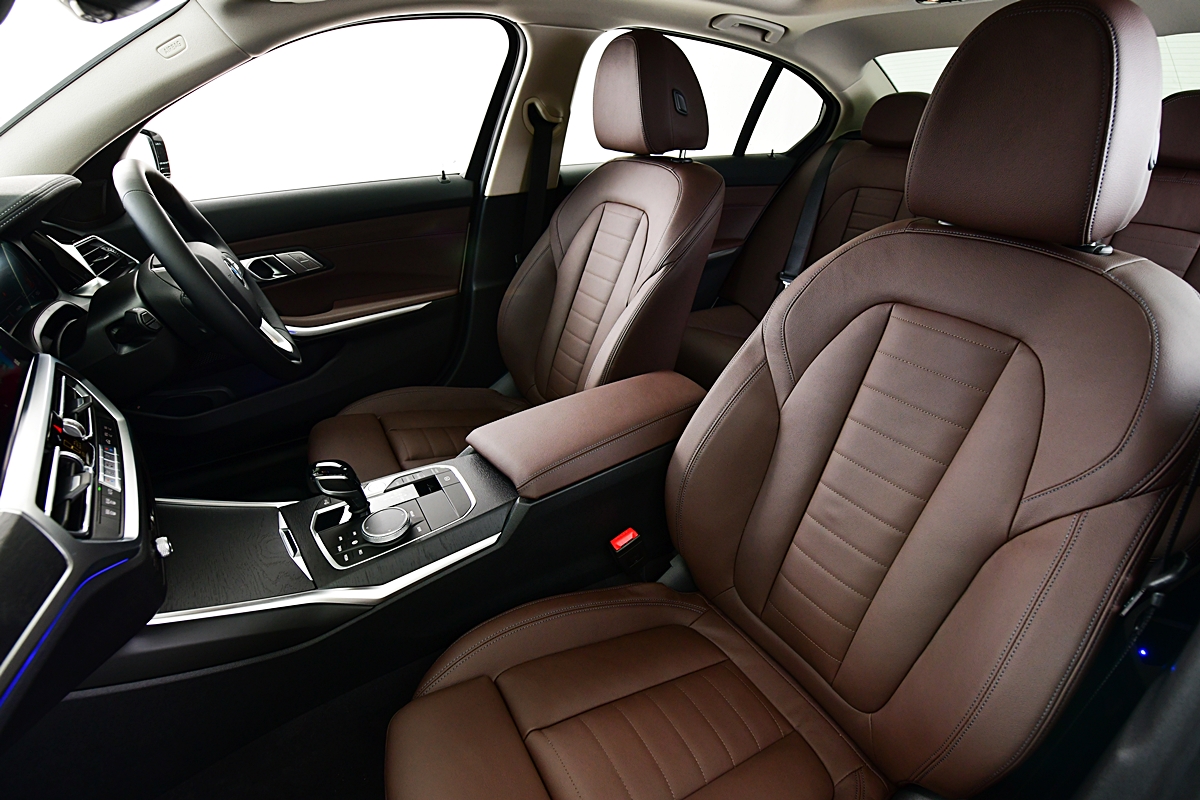 BMW 320Li Luxury 