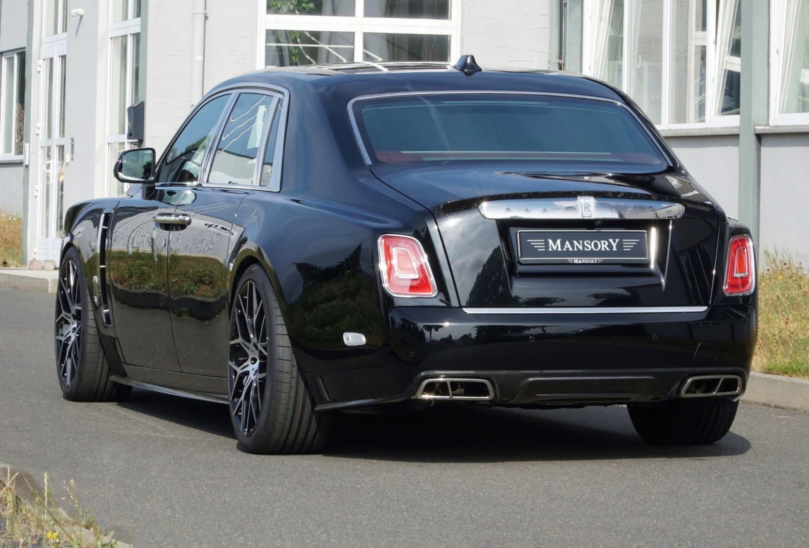 Rolls-Royce Phantom โดย Mansory