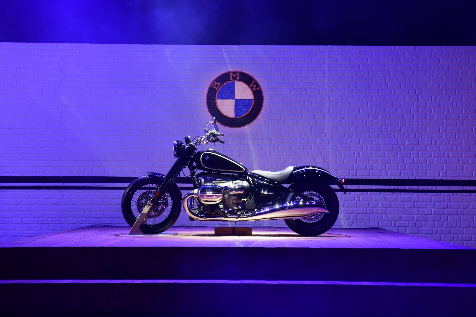 BMW R 18 First Edition