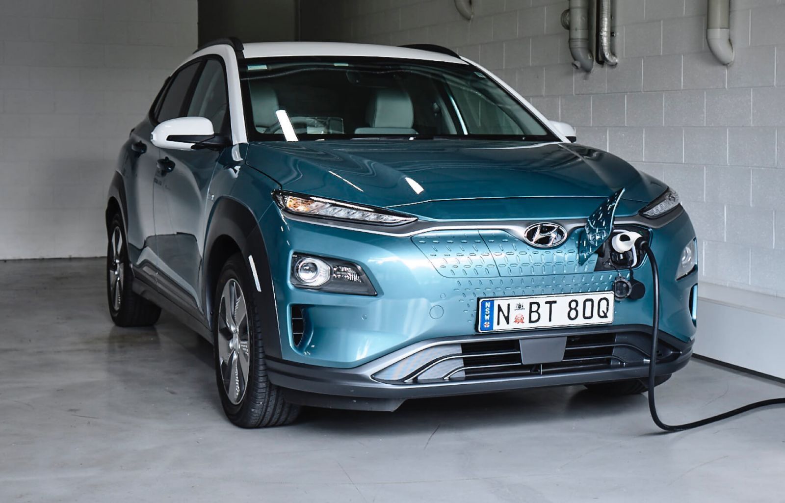 Review hyundai kona deals ev