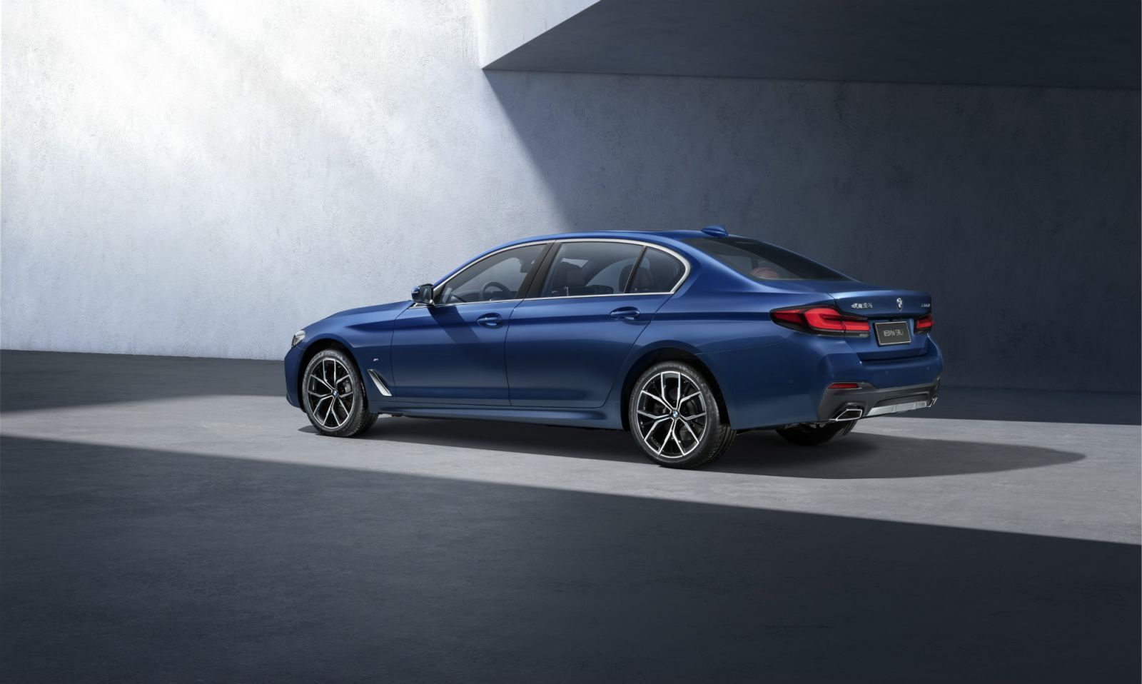 Teaser BMW 5-Series LCI Long Wheelbase