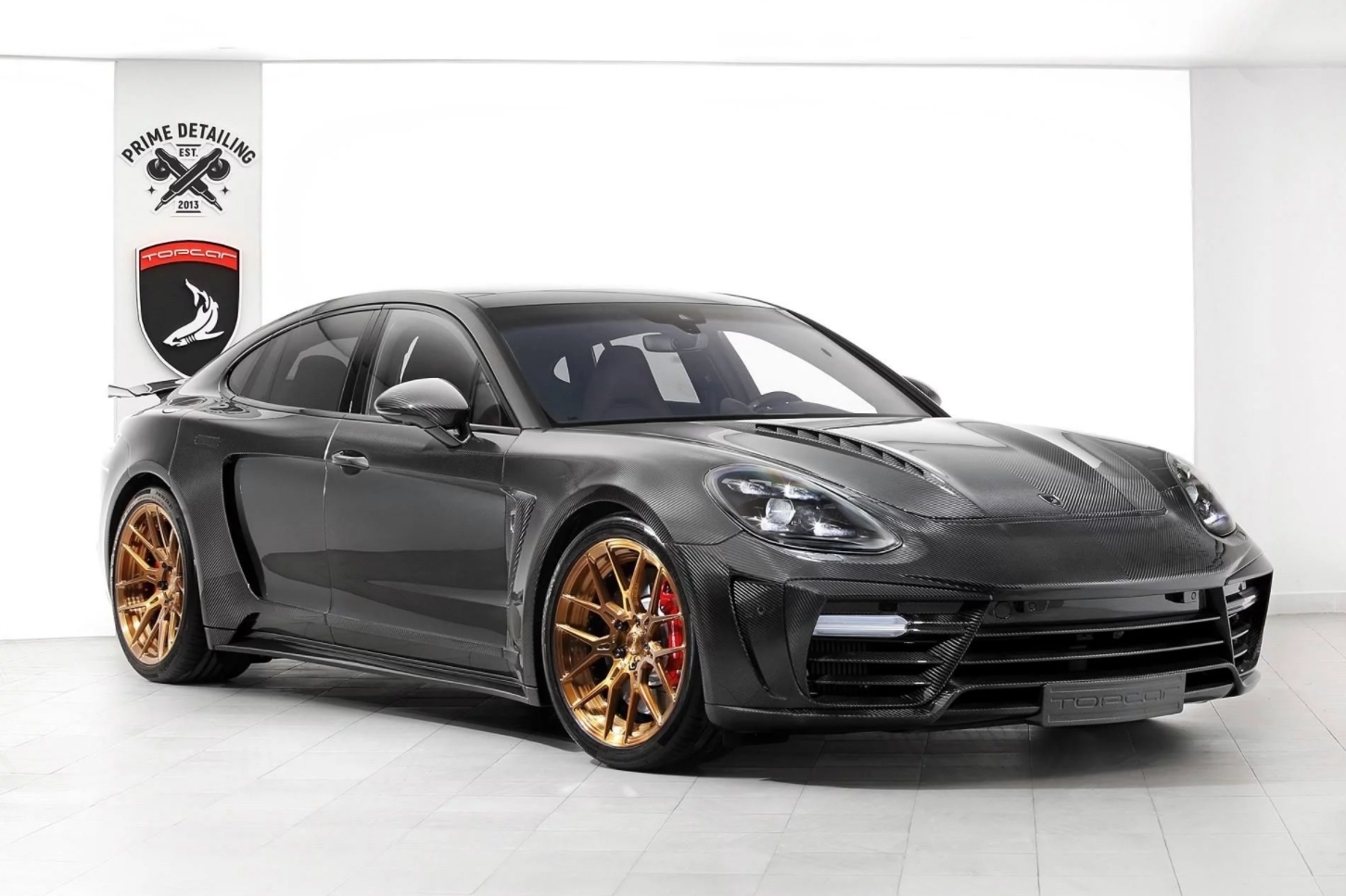 Porsche Panamera GTR Carbon Edition 1/3
